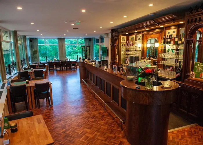 Brakke Berg Hotel 2*